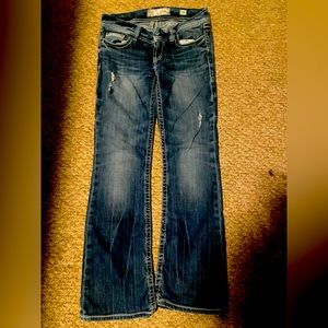 BKE Stella flare jeans from
Buckle. Size 29 x 31. 1/2